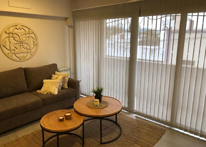 Departamento En Primer Piso A 900 Metros De La Balcarce